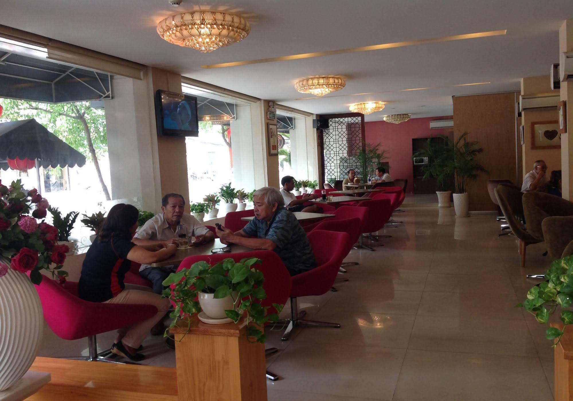 Dong Khanh Hotel Ho Chi Minh-stad Buitenkant foto